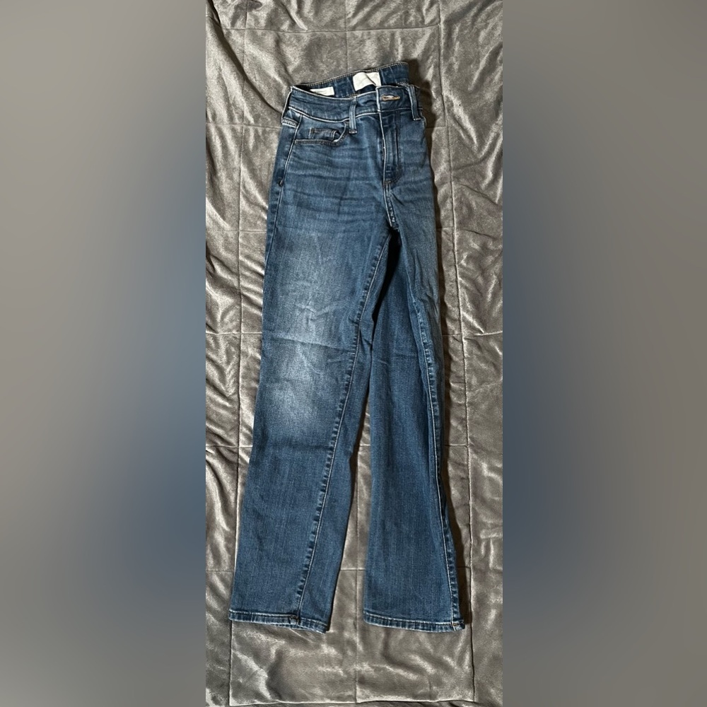 Universal Thread Light Blue Denim Jeans